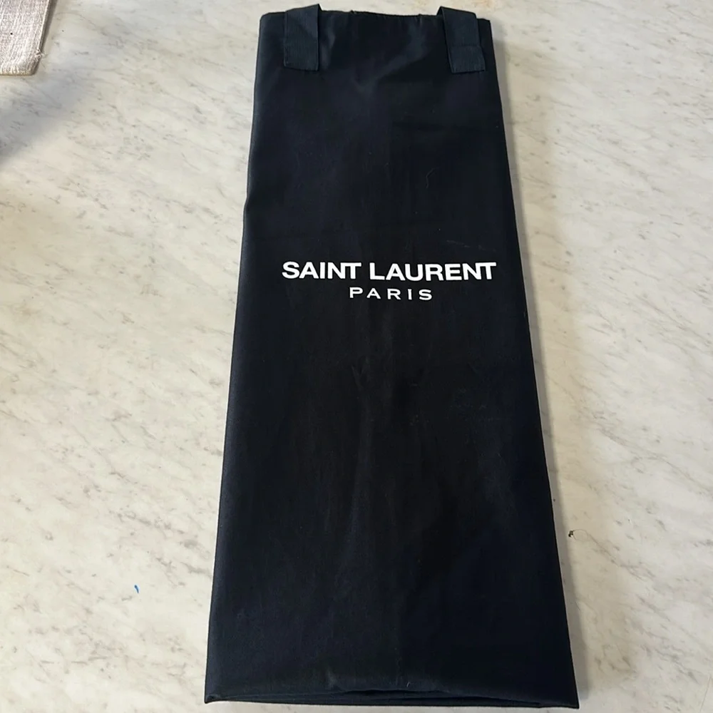 ⚫️🔸SAINT LAURENT GARMENT BLACK BAG FOR SALE 🔸⚫️23”x46”